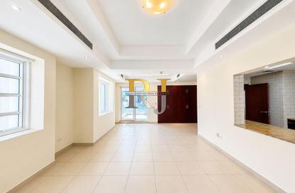 Apartment - 2 Bedrooms - 3 Bathrooms for rent in Bin Hendi Tower - Al Mankhool - Bur Dubai - Dubai