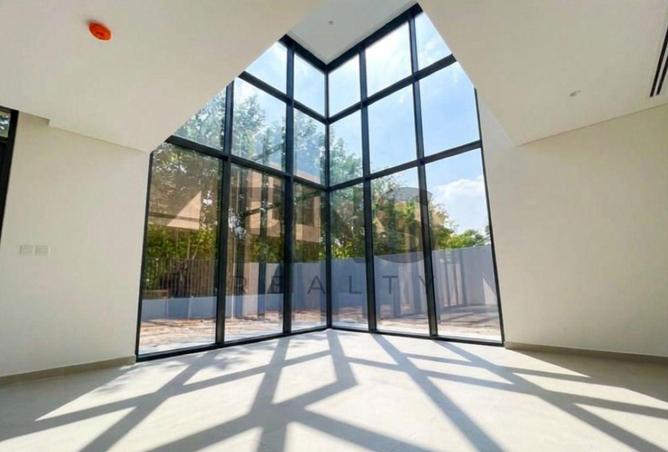 138758110 - Property Image 3
