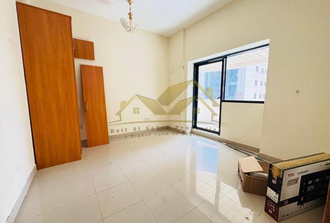 75781128 - Property Main Image