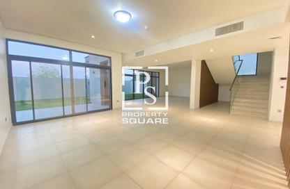Villa - 4 Bedrooms - 7 Bathrooms for rent in West Yas - Yas Island - Abu Dhabi