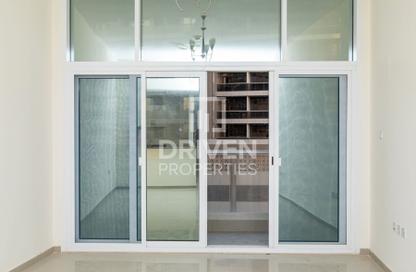 Apartment - Studio - 1 for sale in UniEstate Sports Tower - Dubai Sports City - Dubai