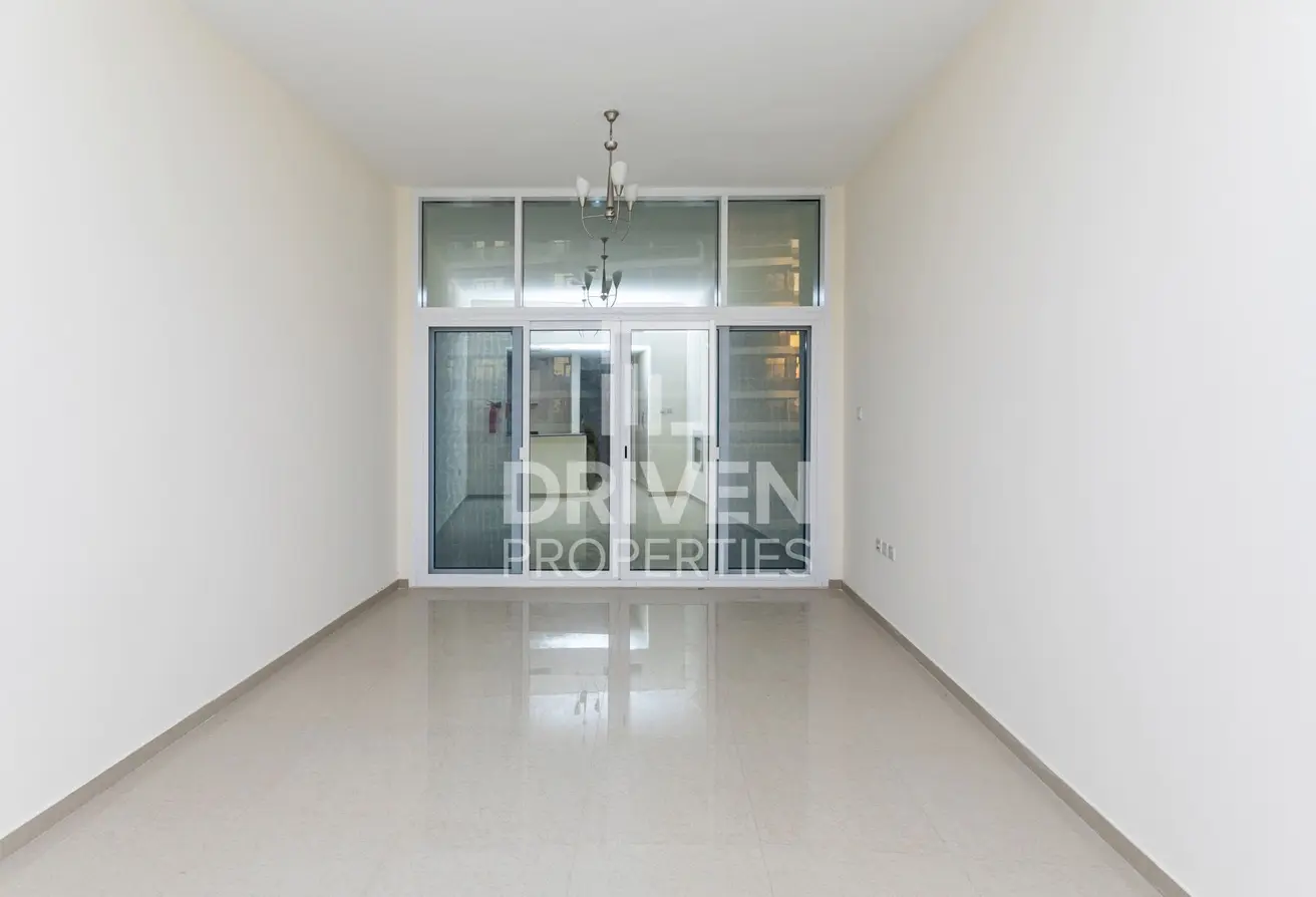 163699131 - Property Main Image