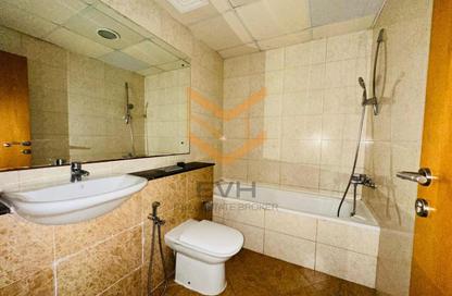 Apartment - 2 Bedrooms - 4 Bathrooms for rent in Mohammed Ibrahim Tower (J2 Tower) - JLT Cluster J - Jumeirah Lake Towers - Dubai