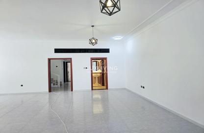 Villa - 4 - 5 for rent in Jumeirah 3 Villas - Jumeirah 3 - Jumeirah - Dubai