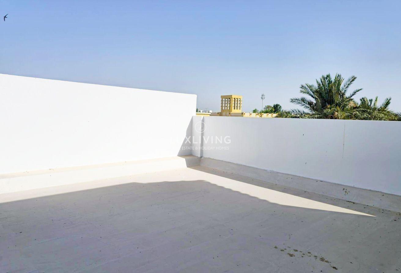 DETACHED | FULLY RENOVATED | BRIGHT 4BR+MAIDS photo 18