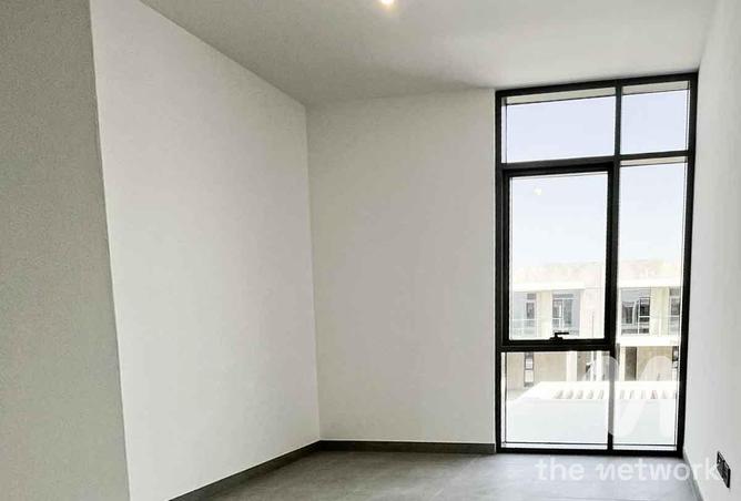 100823128 - Property Image 3