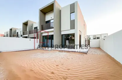 تاون هاوس - 4 غرف نوم - 4 حمامات للبيع في لا فايوليتا 2 - لا فيوليتا - فيلا نوفا - دبي لاند - دبي