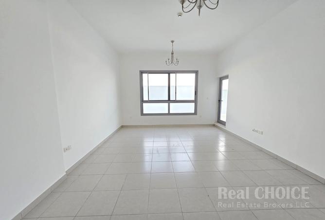 2P0f8Rlrkae - Property Image 3