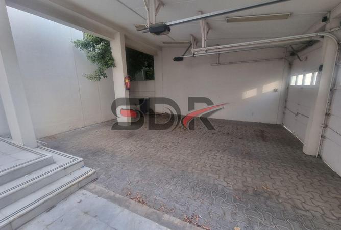 104675575 - Property Image 2