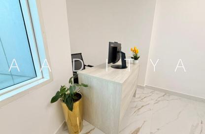 Office Space - Studio - 1 Bathroom for rent in Fatima Mohammad Ahmad Bin Suleiman Building - Al Raffa - Bur Dubai - Dubai
