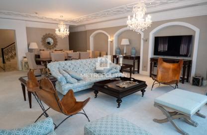 Villa - 5 - 6 for sale in Royal Residences Jumeirah Zabeel Saray - The Crescent - Palm Jumeirah - Dubai