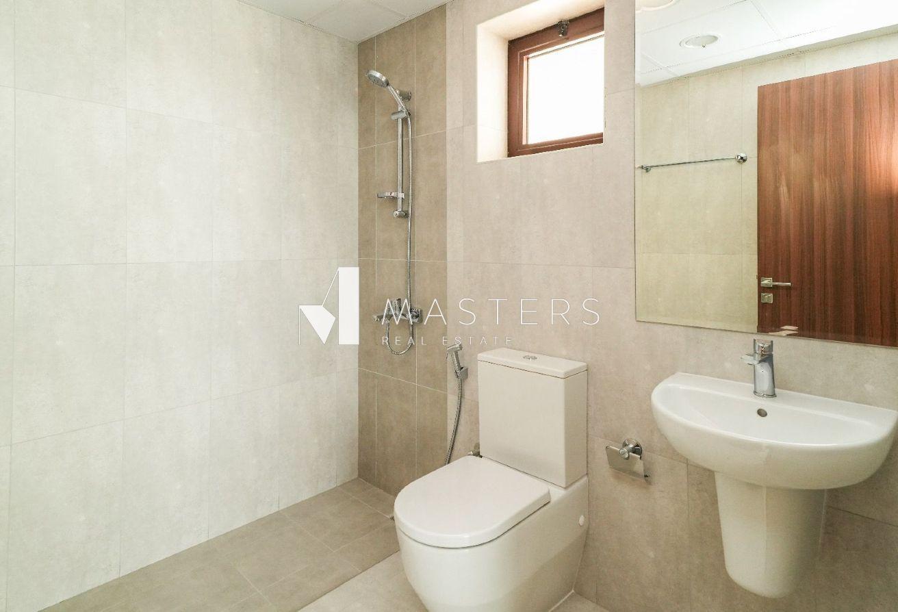 Vacant | Spacious 4BR | Gated Community photo 16