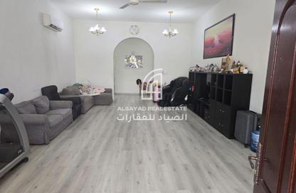 Villa - 4 Bedrooms - 5 Bathrooms for sale in Al Ghubaiba - Halwan - Sharjah Villa - 4 Bedrooms - 5 Bathrooms for sale in Al Ghubaiba - Halwan - Sharjah