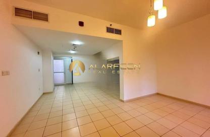 Villa - 4 Bedrooms - 6 Bathrooms for rent in Seasons Community - District 15 - Jumeirah Village Circle - Dubai