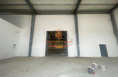 Warehouse - Studio - 1 Bathroom for sale in Umm Al Thuoob - Umm Al Quwain