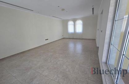 Villa - 3 - 5 for rent in District 5 - Jumeirah Park - Dubai