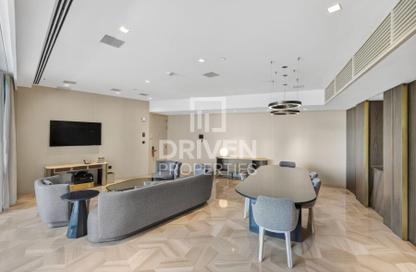 Apartment - 3 Bedrooms - 4 Bathrooms for sale in Five Palm Jumeirah - Palm Jumeirah - Dubai