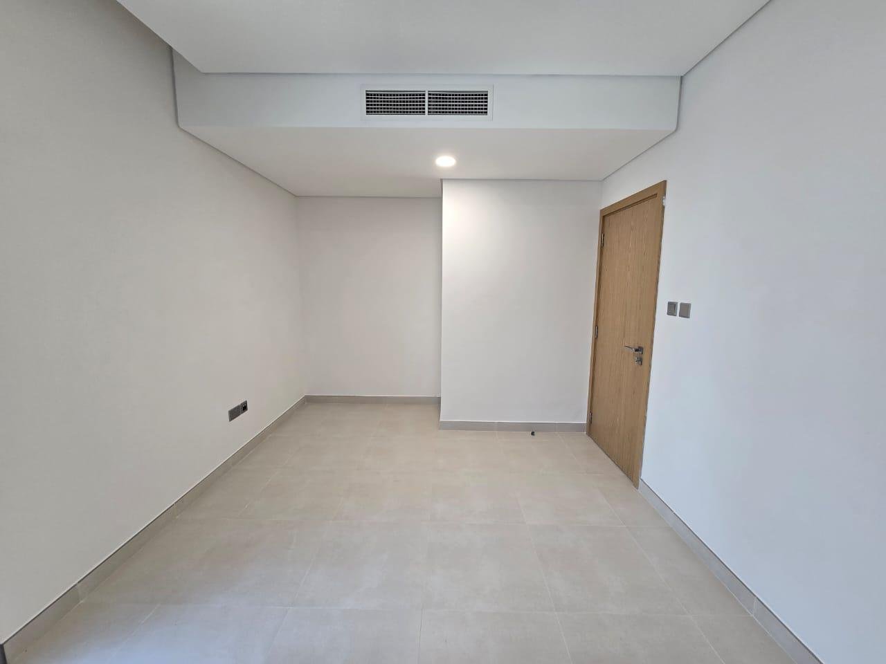 Brand New | Stunning 3BR+M | High Floor