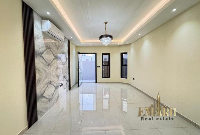 127918860 - Property Image 3