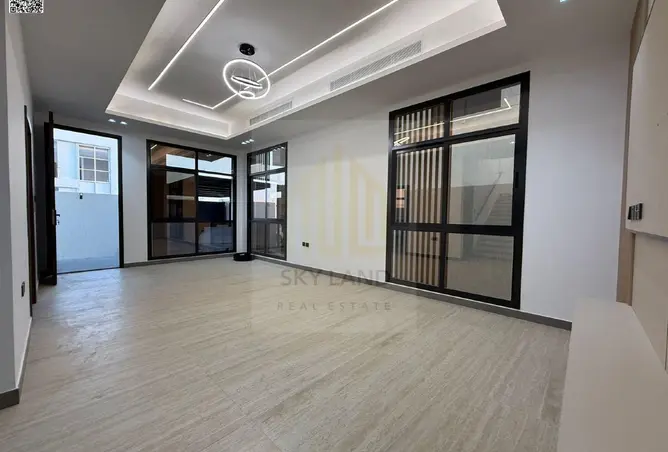 165596463 - Property Image 2