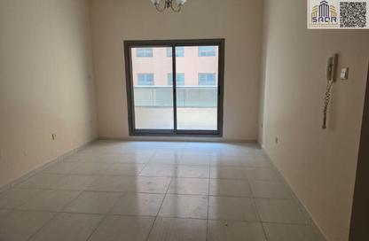 Apartment - 1 - 2 for sale in Paradise Lakes Tower B6 - Paradise Lakes Towers - Emirates City - Ajman Apartment - 1 - 2 for sale in Paradise Lakes Tower B6 - Paradise Lakes Towers - Emirates City - Ajman