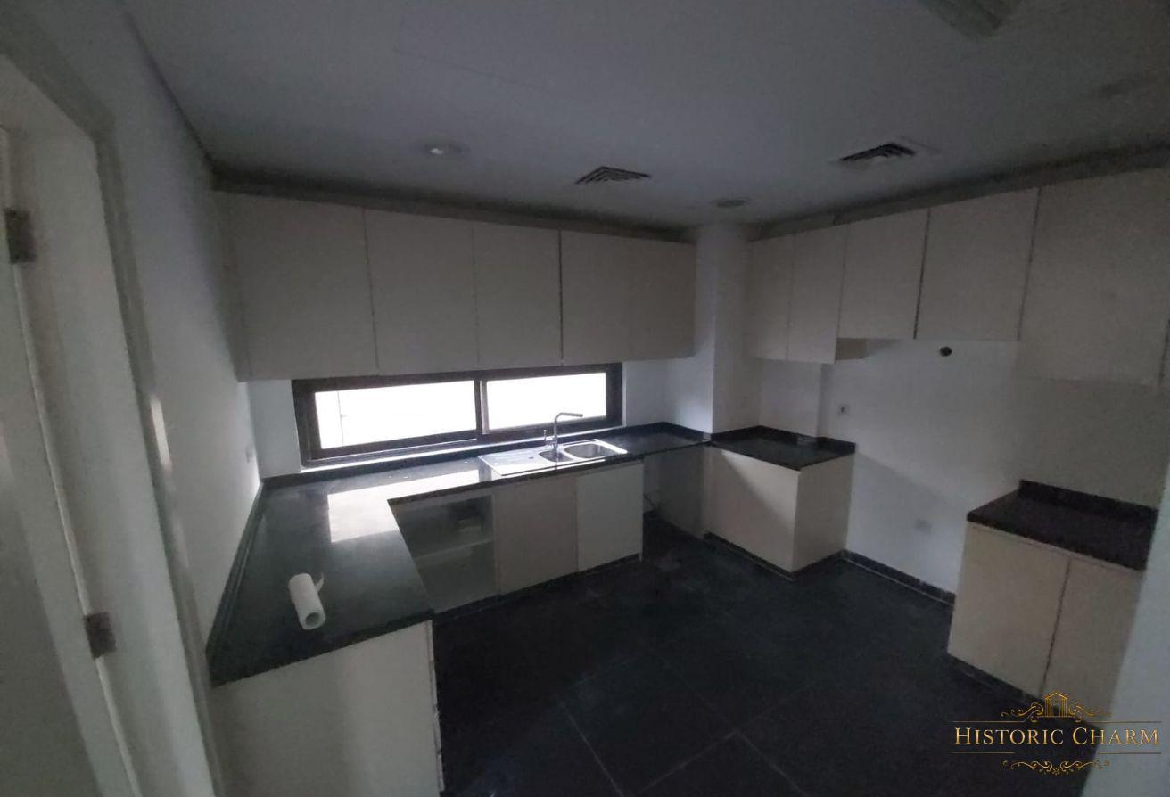 3 BR Villa in Damac Hills with Private Garden photo 2