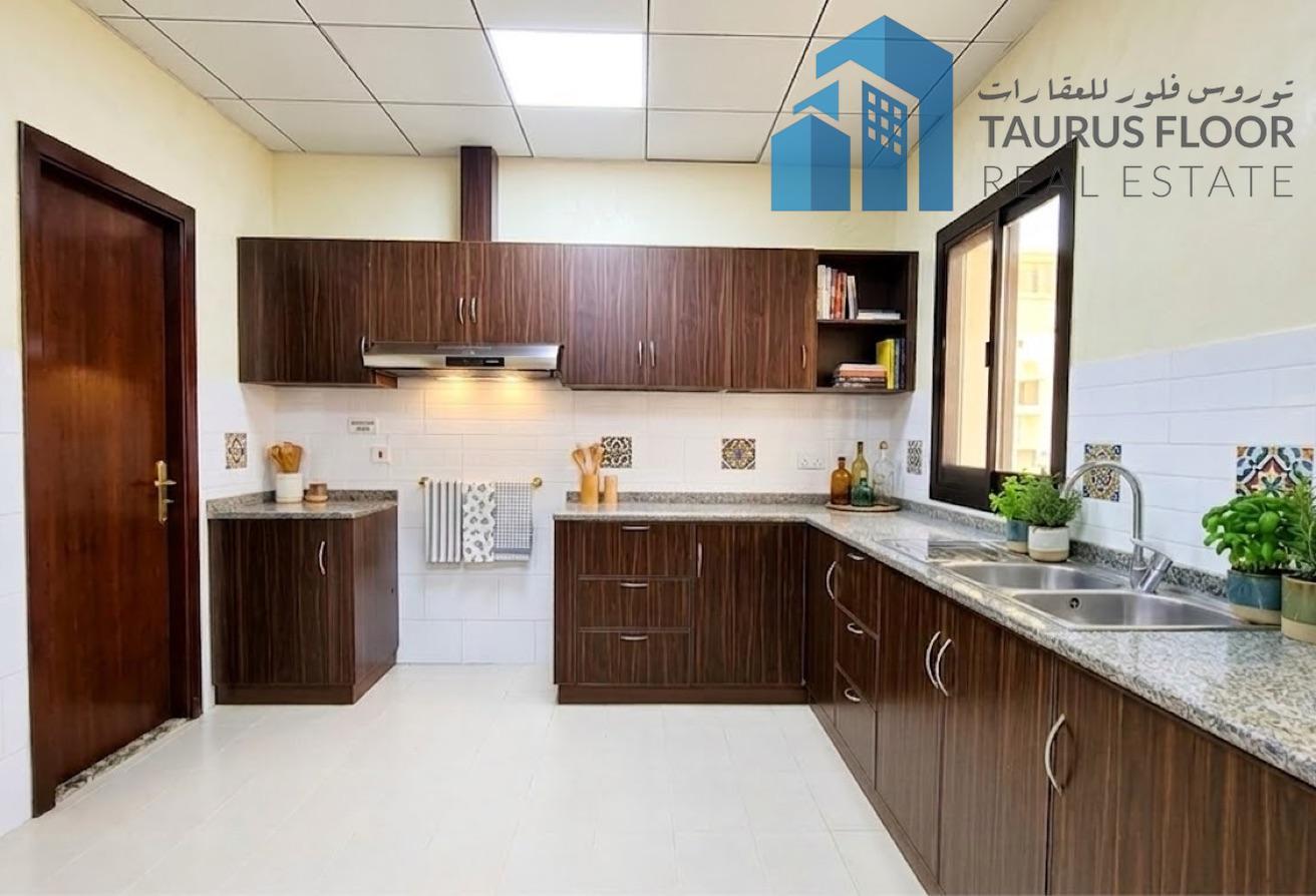 Unfurnished 4 Bed || Maid Room || Private Garden photo 8