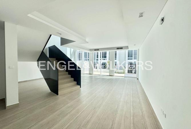 71088880 - Property Main Image