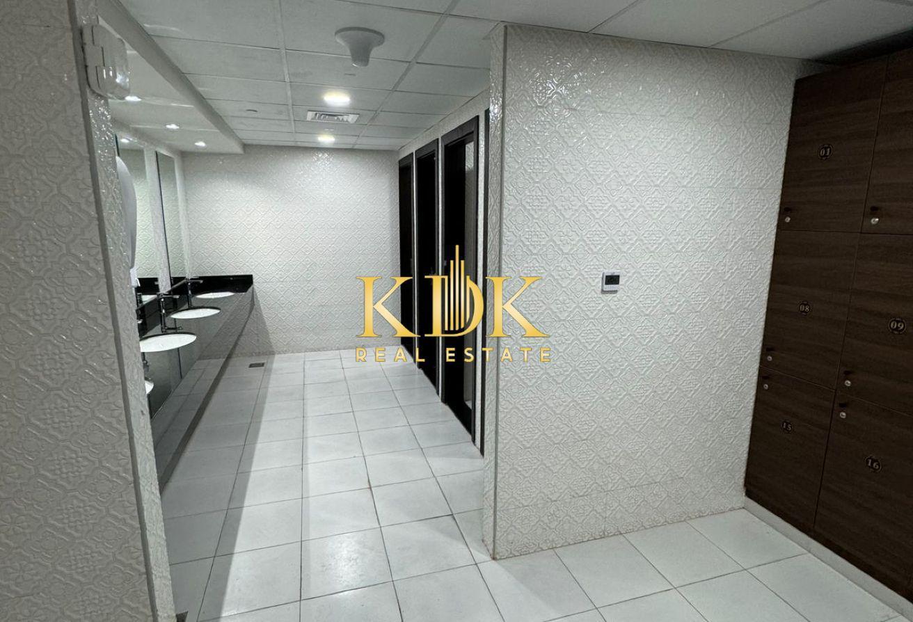 Bright 1 BR | Modern Layout | Scenic Open View photo 4