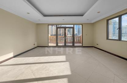 Villa - 5 - 7 for rent in Garden Homes Frond A - Garden Homes - Palm Jumeirah - Dubai