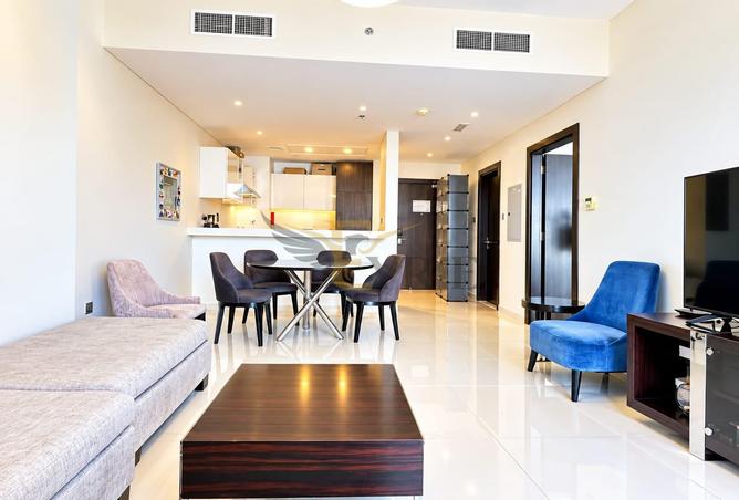 Fully Furnished I Spacious I Golf Course View photo 2