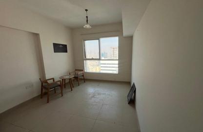 Apartment - 2 Bedrooms - 3 Bathrooms for rent in Palm Tower 1 - Palm Towers - Al Majaz - Sharjah