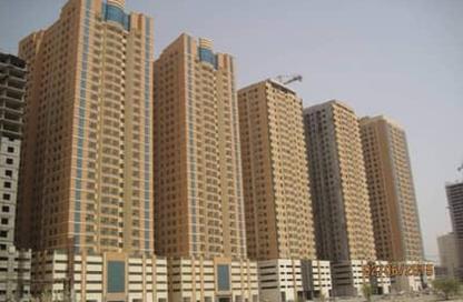 Apartment - 2 Bedrooms - 2 Bathrooms for sale in Emirates Lake Towers - Emirates City - Ajman