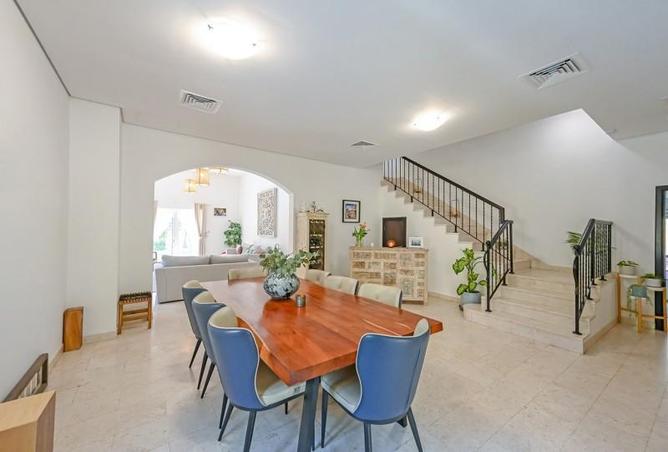 96110902 - Property Image 2