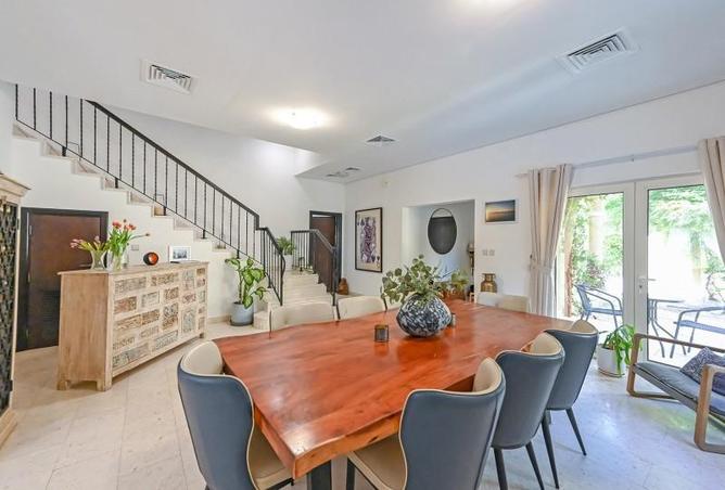 96110902 - Property Image 3