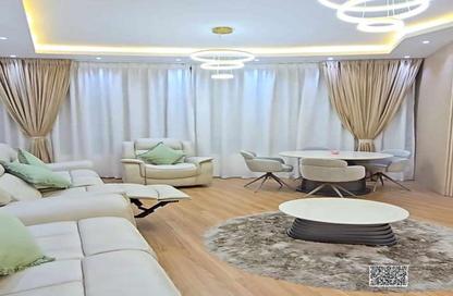 شقة - 2 غرف نوم - 3 حمامات للايجار في أورينت تاور 2 - أورينت تاور - البستان - عجمان