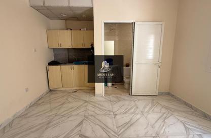 Apartment - Studio - 1 Bathroom for rent in Muwaileh 29 Building - Muwaileh - Sharjah