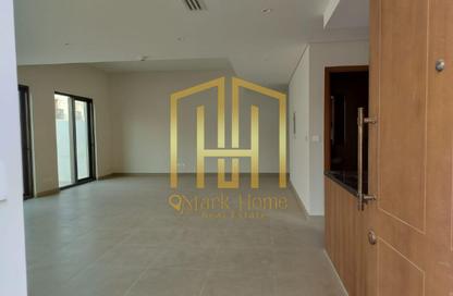 Townhouse - 3 - 4 for sale in Bloom Living - Zayed City (Khalifa City C) - Khalifa City - Abu Dhabi