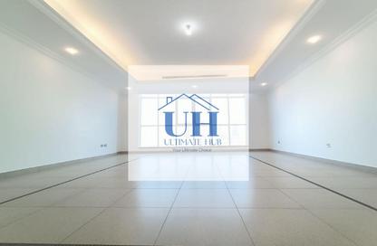 Apartment - 3 Bedrooms - 4 Bathrooms for rent in Al Mina - Abu Dhabi Apartment - 3 Bedrooms - 4 Bathrooms for rent in Al Mina - Abu Dhabi