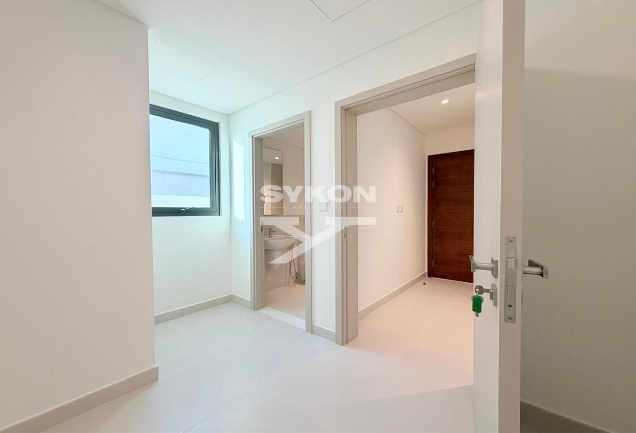 Available | Fairway Villas | Golf Course Views photo 16