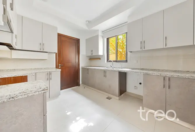 158694472 - Property Image 3