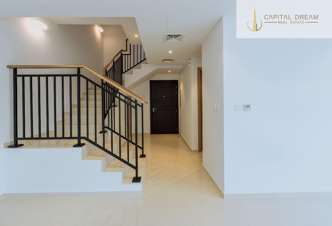 CORNER UNIT | LARGE PLOT | BEST DEAL photo 9