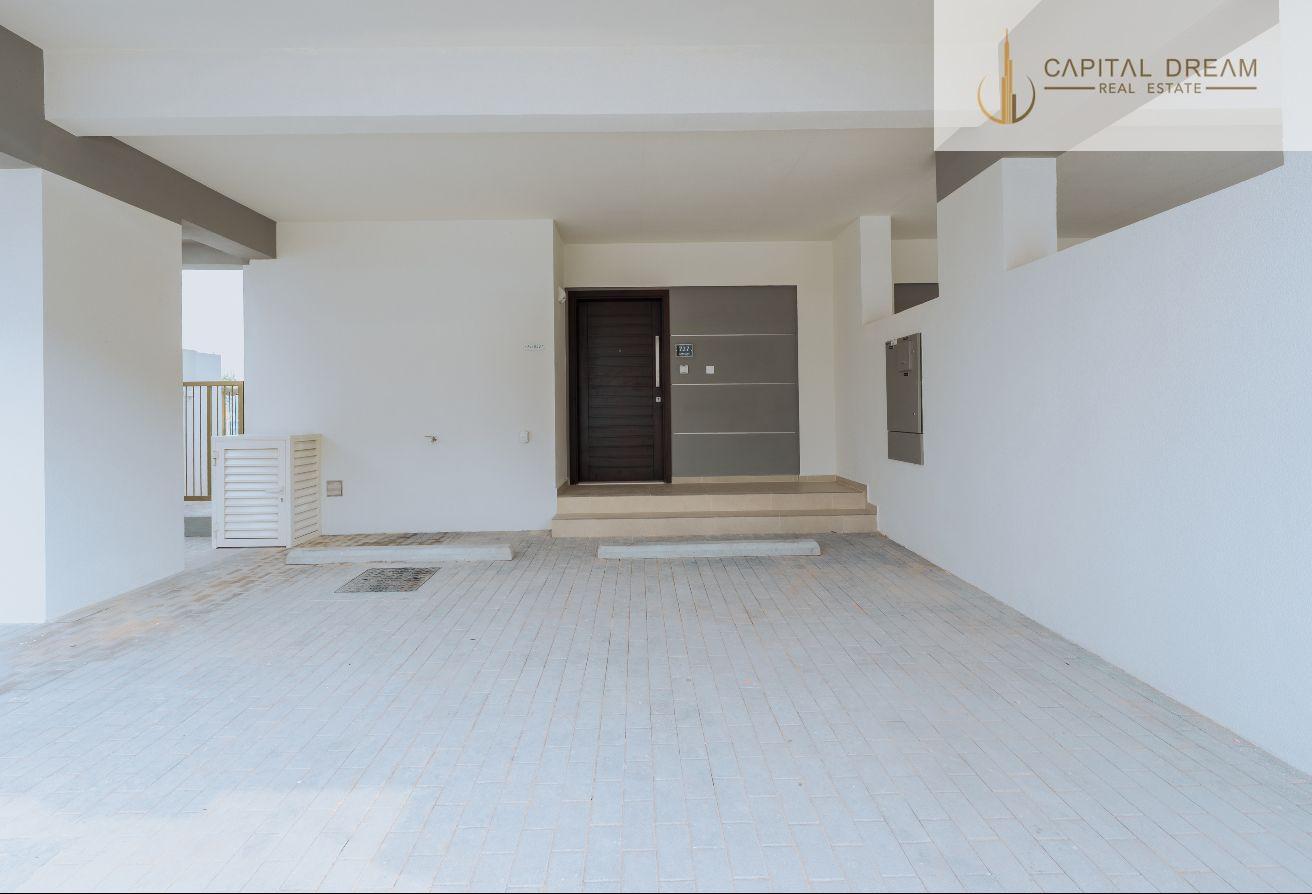 CORNER UNIT | LARGE PLOT | BEST DEAL photo 5