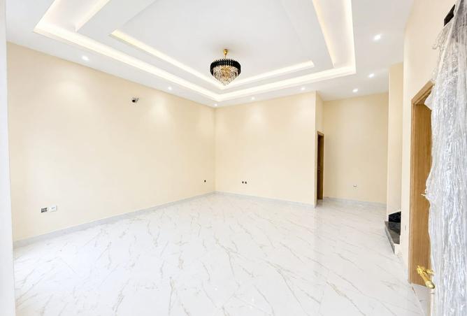131549424 - Property Image 3