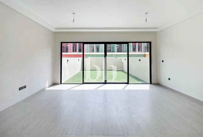 151923889 - Property Image 3