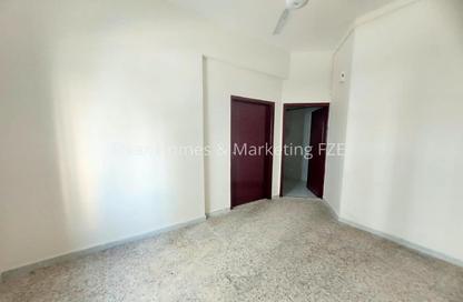 Apartment - 1 - 1 for rent in Al Amal Building - Um Altaraffa - Sharjah Apartment - 1 - 1 for rent in Al Amal Building - Um Altaraffa - Sharjah