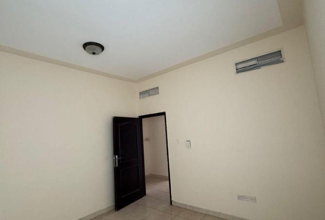 75019751 - Property Image 3