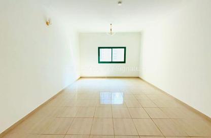 Apartment - 2 Bedrooms - 3 Bathrooms for rent in New Al Taawun Road - Al Taawun - Sharjah