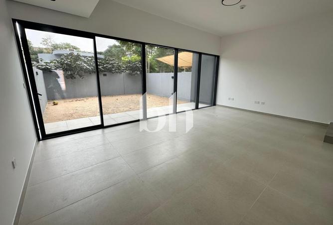 125152030 - Property Main Image