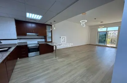 Apartment - 1 Bedroom - 2 Bathrooms for sale in Weston Court 1 - Weston Court - Motor City - Dubai